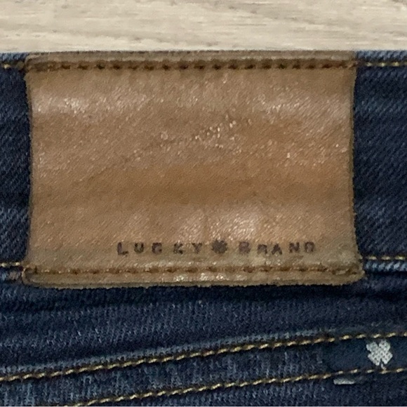 EUC Women's Lucky Brand Lolita Boot Blue Dark Wash Denim Jeans Size 4/27 - Picture 8 of 9